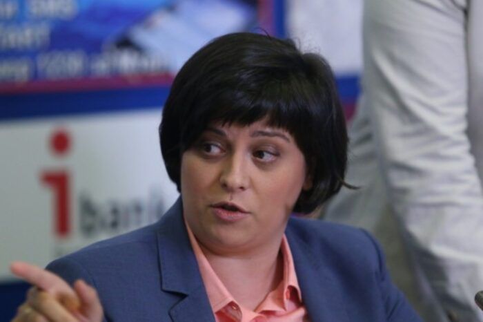 Диана Русинова: Столичната община абдикира по време на транспортния хаос