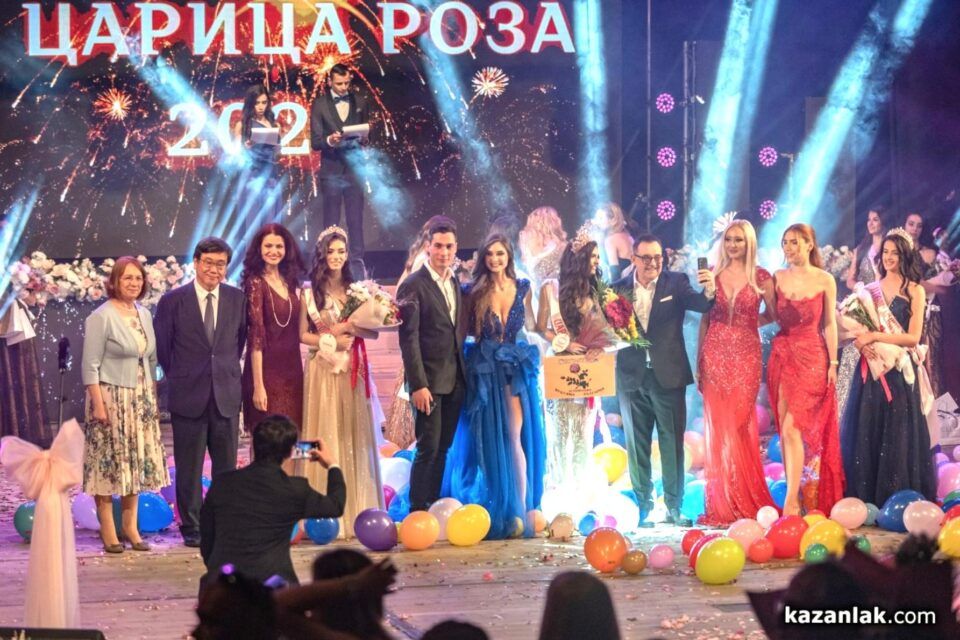 Деница Малчева е новата Царица Роза 2026 на Казанлък